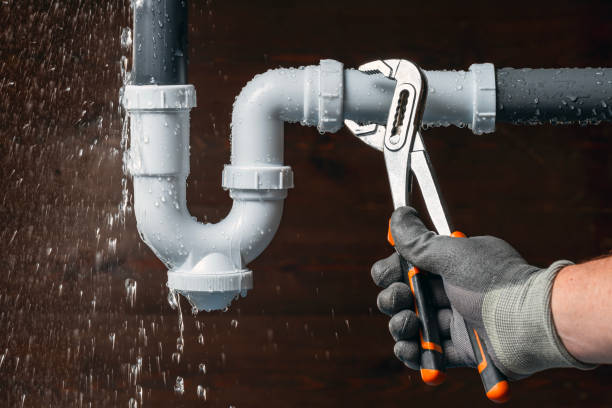 Professional Leak Detection technician working in Boston, IN